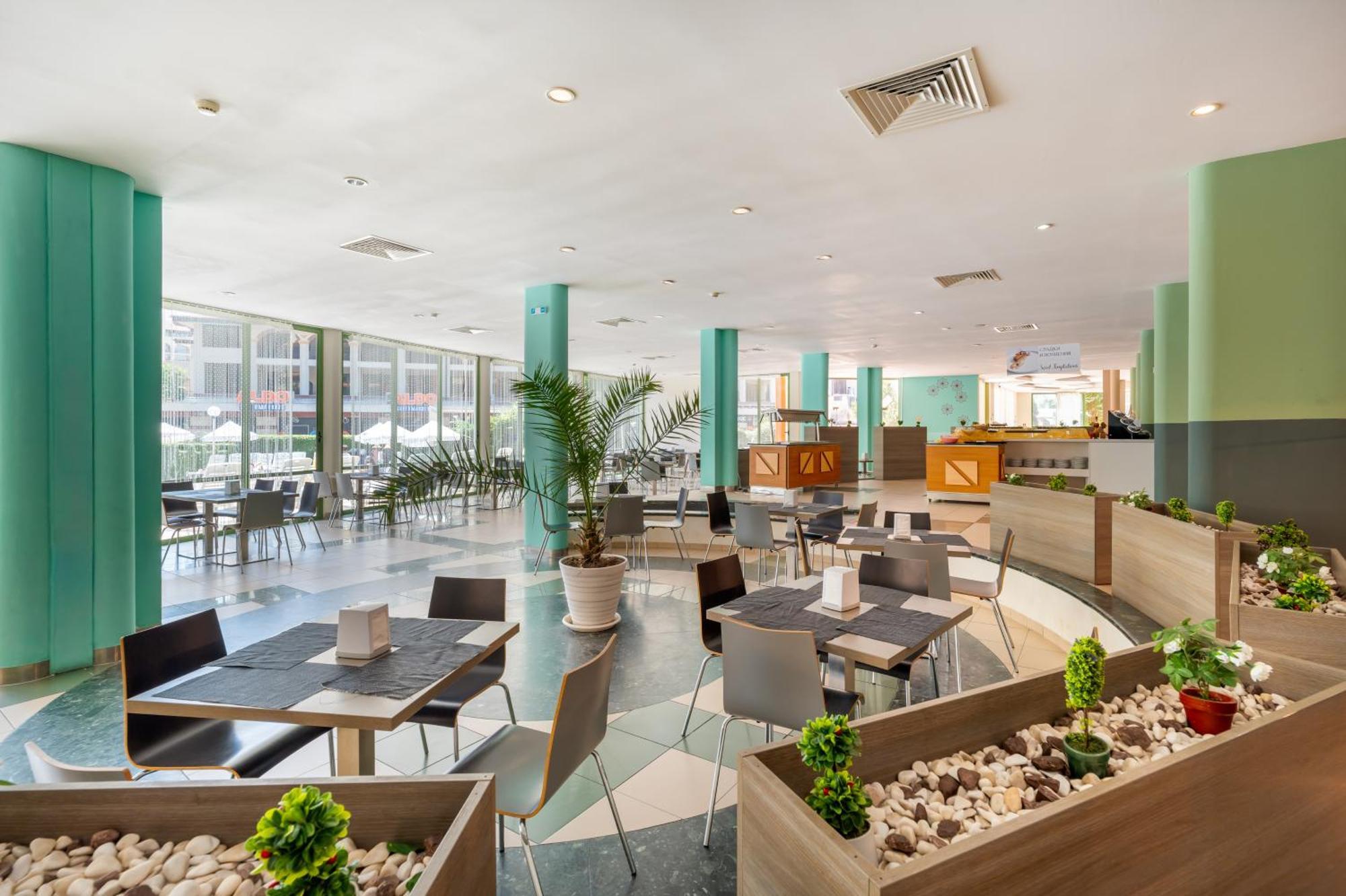 Mpm Hotel Kalina Garden ซันนีบีช ภายนอก รูปภาพ